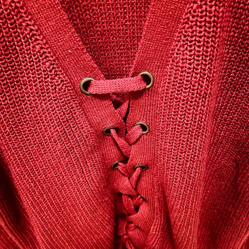 Miracle woman’s sweater with detail